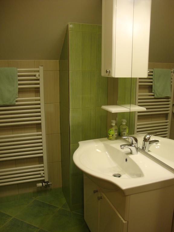 Apartments Trebusak Laze v Tuhinju Phòng bức ảnh