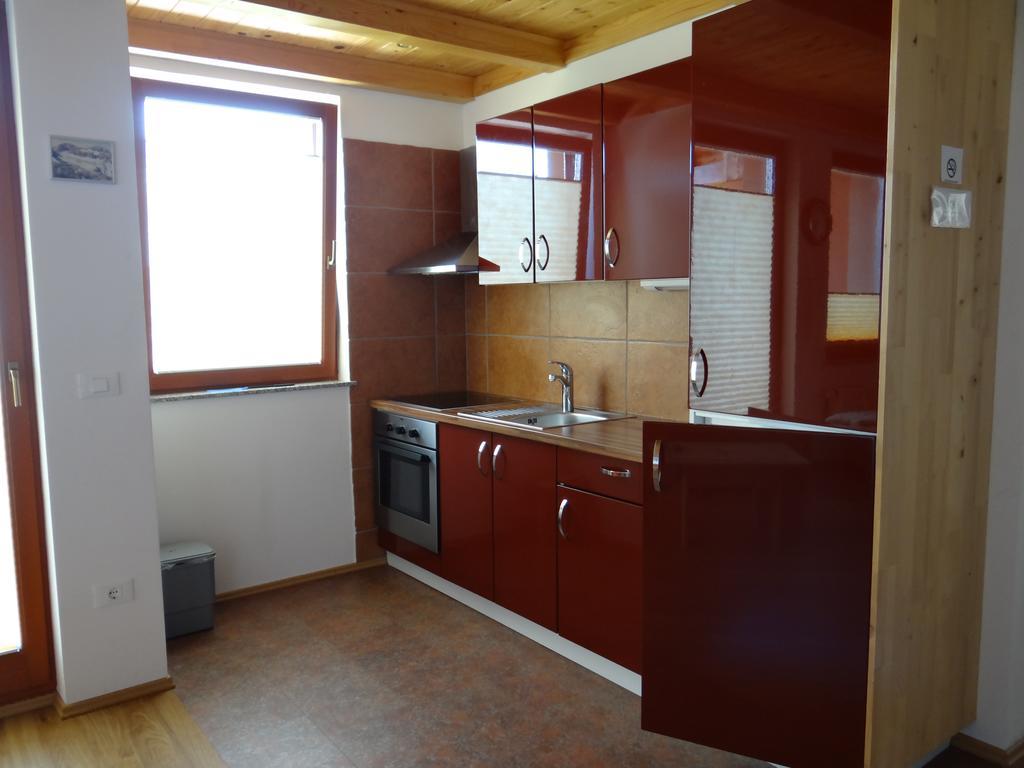 Apartments Trebusak Laze v Tuhinju Ngoại thất bức ảnh